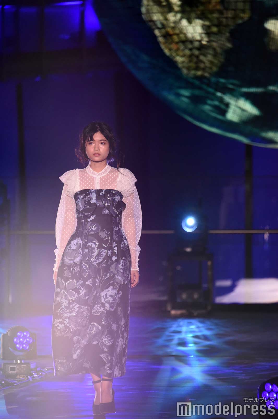 景井ひな （C）モデルプレス