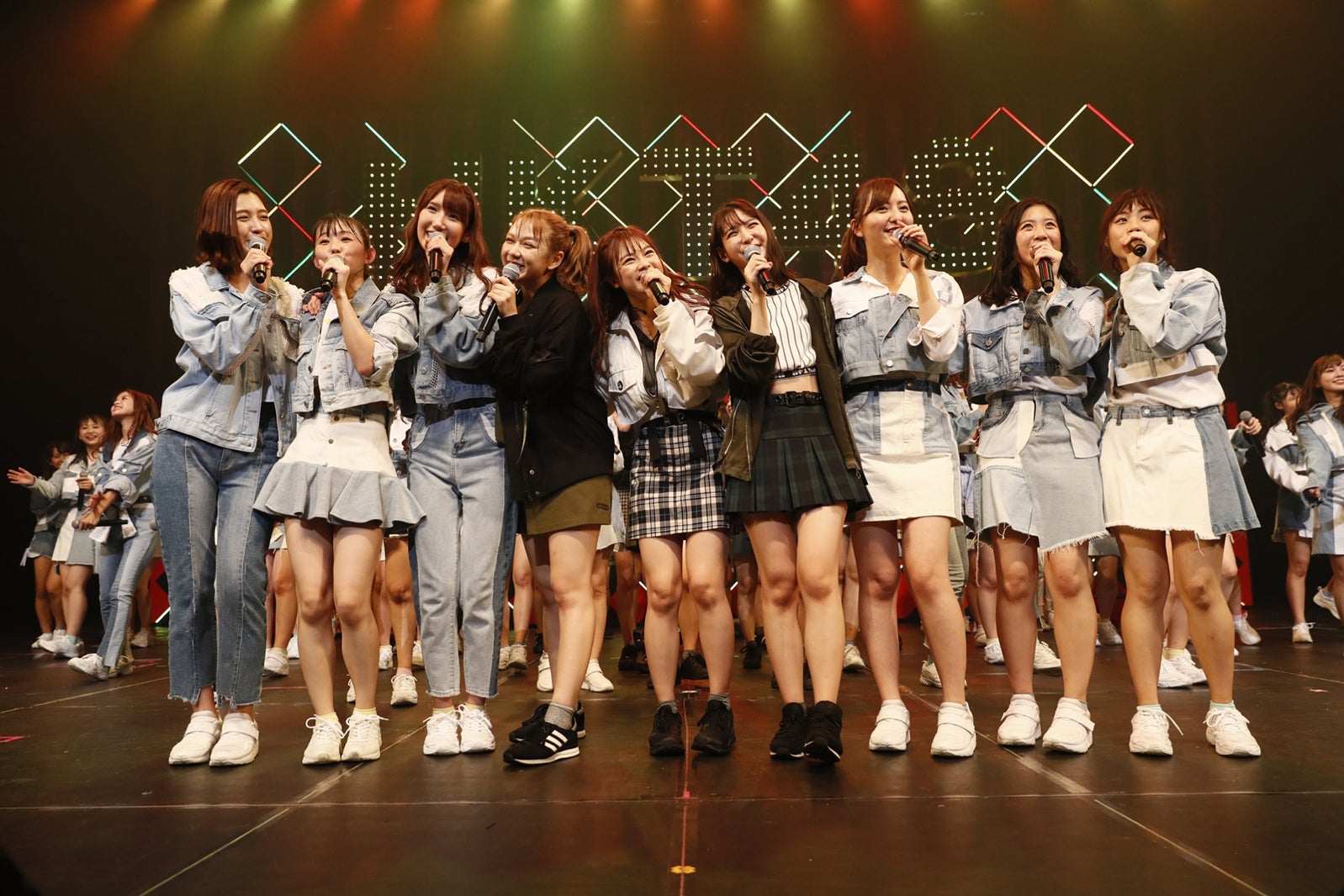 1期生／「HKT48九州7県ツアー ～あの支配人からの、卒業。～」夜公演の様子（C）AKS