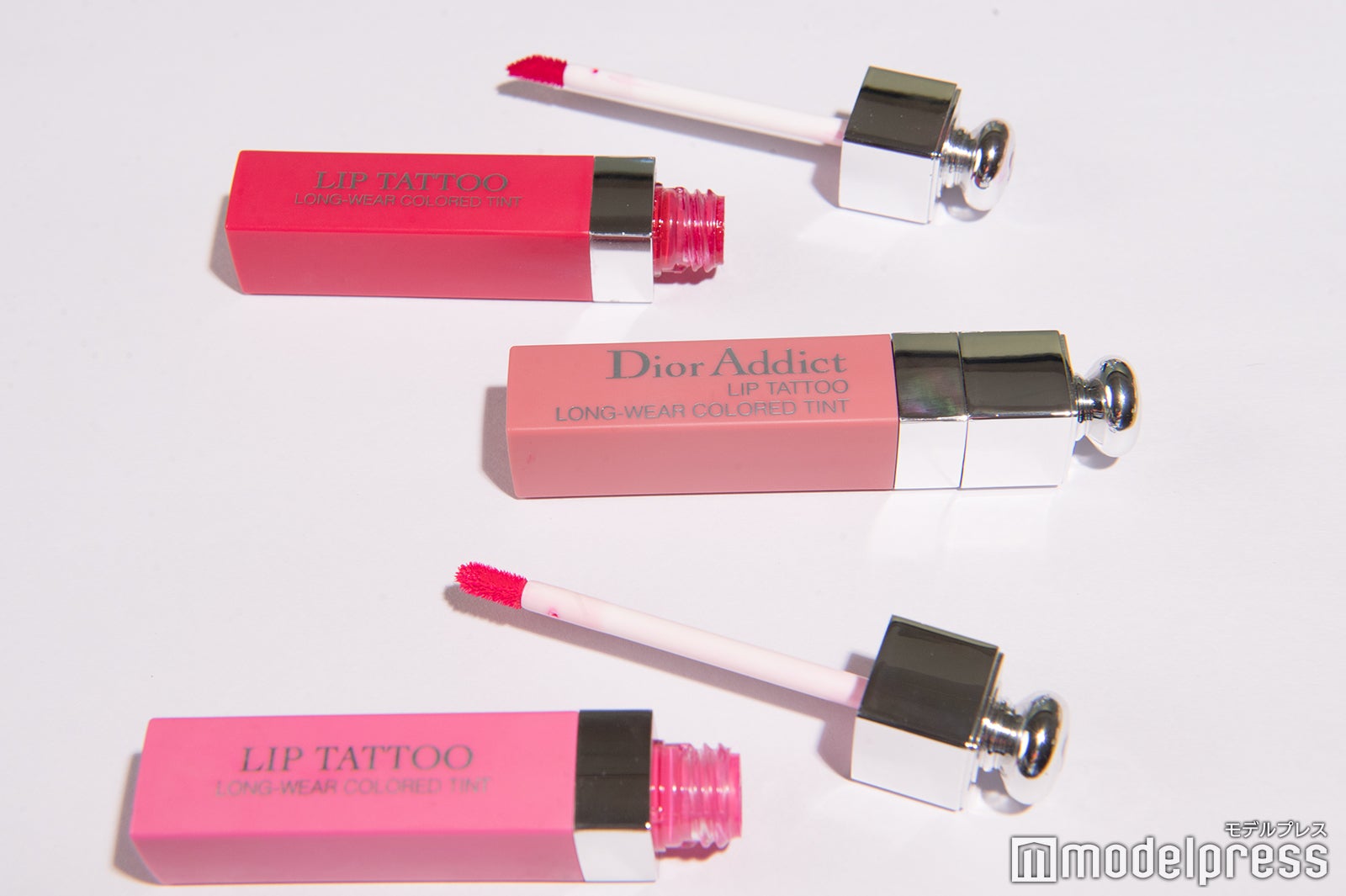 メンバーが色違いで持っている「ディオール（Dior）」リップ ティント （C）モデルプレス