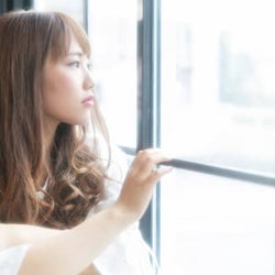 「恋愛とは縁がなさそう」と思われがち!おひとりさま上手の特徴・4つ