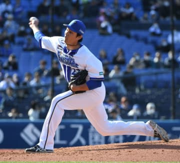 DeNA 藤浪晋太郎が制球定まらず 鵜飼への死球から暴投→球審に抜け球直撃も 中日・井上監督はサノーに代打送る 2回で5四死球