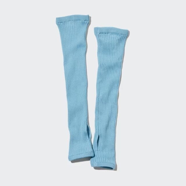 ユニクロ　uniqlo　レディース　おすすめ　オススメ　コスパ　2023　春　夏　UVカット　日焼け対策　紫外線対策　着る日焼け止め　UVカットニットアームカバー　アームカバー