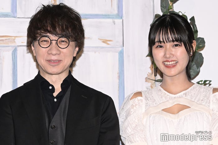 新海誠監督、原菜乃華(C)モデルプレス