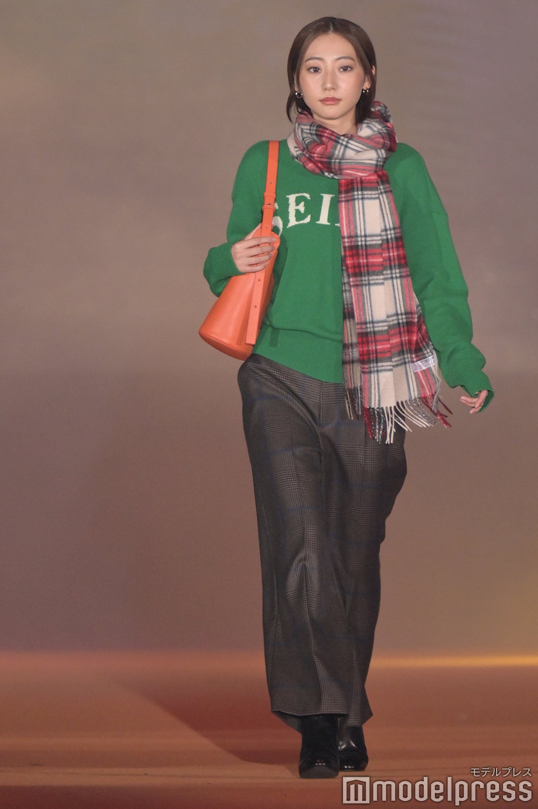 （C）モデルプレス