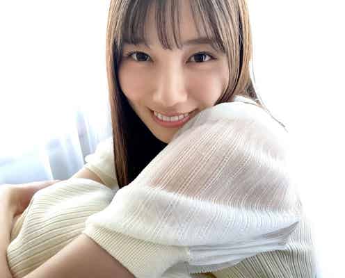 日向坂46河田陽菜“坂道史上最多”50着以上衣装着用 水着・ランジェリーも10ポーズ披露<1st写真集「思い出の順番」>