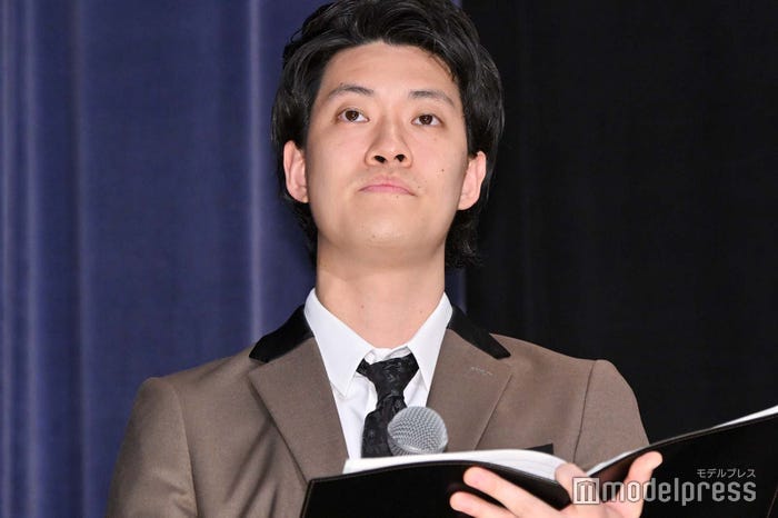 粗品(C)モデルプレス