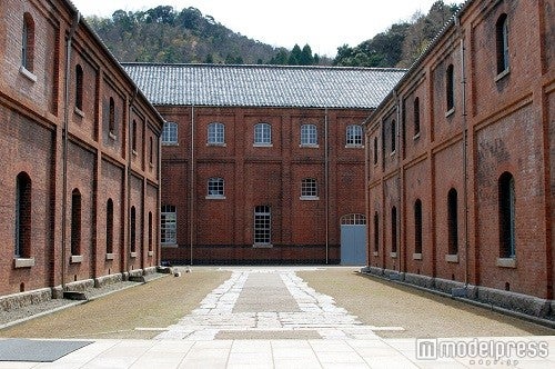 日中の舞鶴赤レンガパーク／画像提供：舞鶴市