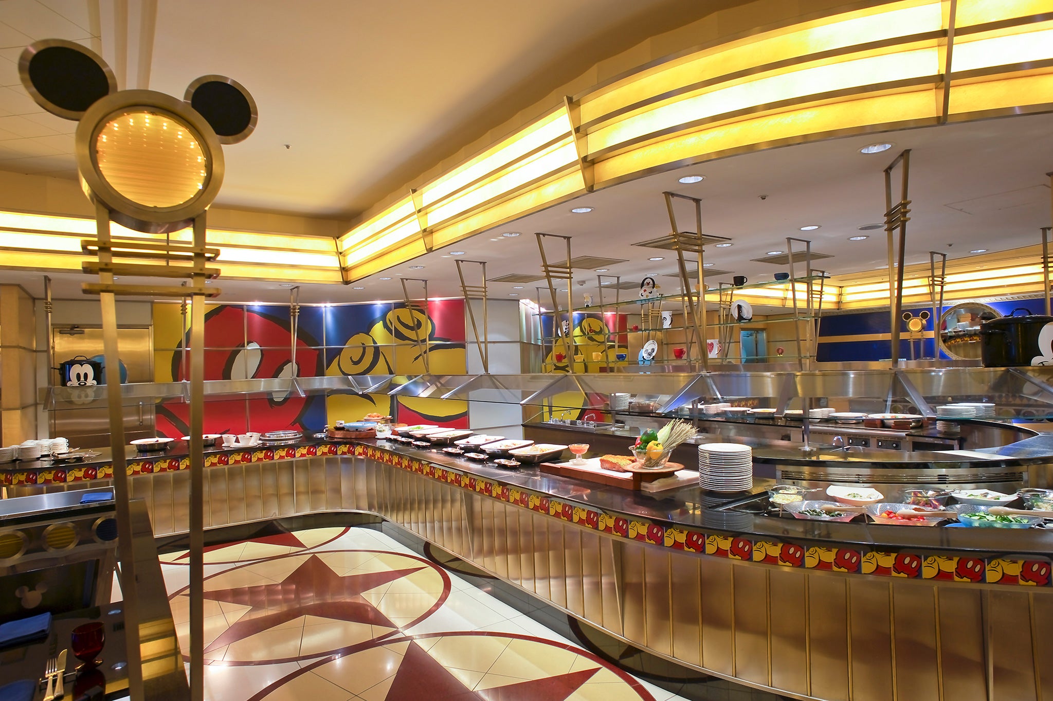 シェフ・ミッキー内観（C）Disney