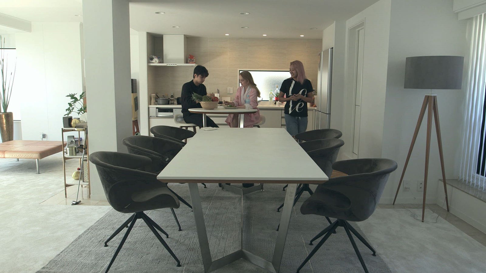 トパス、ビビ、花「TERRACE HOUSE TOKYO 2019-2020」26th WEEK（C）フジテレビ／イースト・エンタテインメント