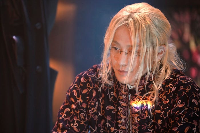 小栗旬(C)2019 「Diner ダイナー」製作委員会