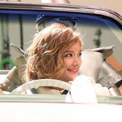 ローラ/新CM「レッツ!ドライブ」篇メイキングショット