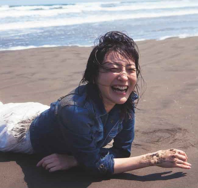 広末涼子／「FRaU」誌面カット（画像提供：講談社）