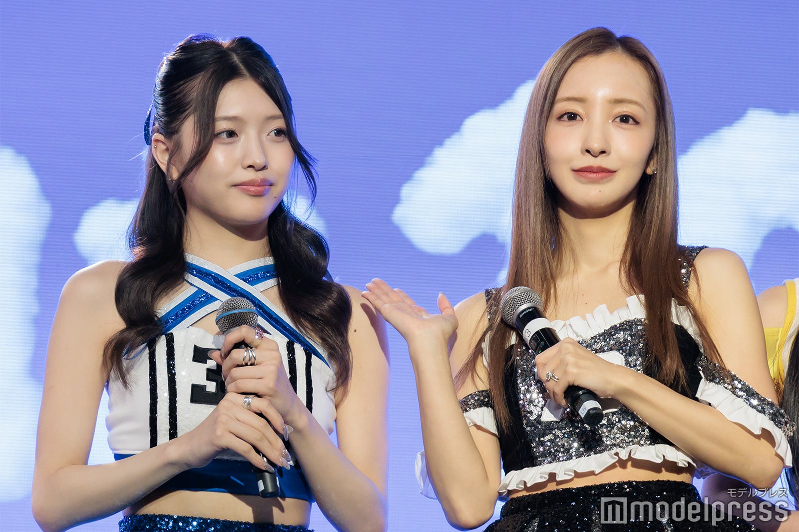 堀口美澪、板野友美（C）モデルプレス