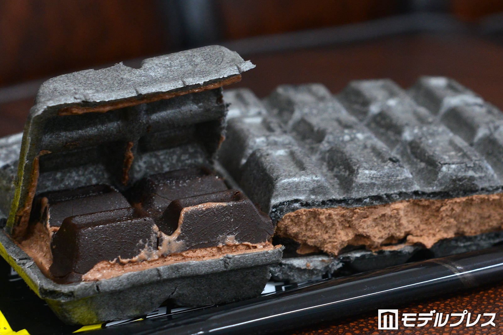 ブラックサンダーチョコモナカ（C）モデルプレス