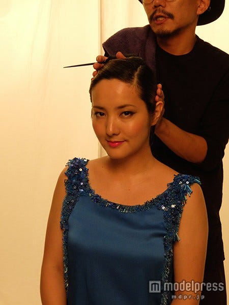 撮影メイキングカット/画像提供:所属事務所OFFICE303