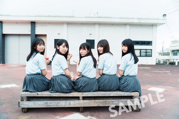 通常版5ポストカード (提供写真)