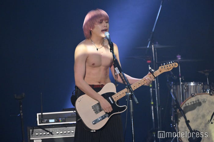 ヤングスキニー(C)モデルプレス