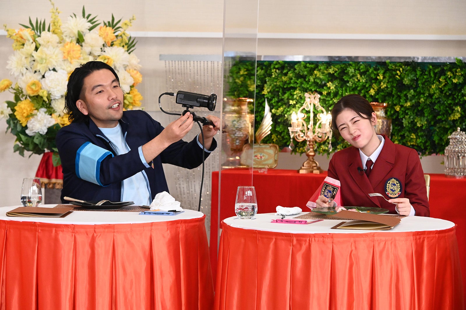 盛山晋太郎、小芝風花 （C）日本テレビ