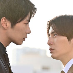 山田涼介と田中圭の兄弟バディに最大の危機 父親が殺人事件の容疑者に キワドい2人 第5話 モデルプレス 山田涼介と田中圭の兄弟バディに最大の危機 父親が殺人事件の容疑者に キワドい2人 第5話 モデルプレス