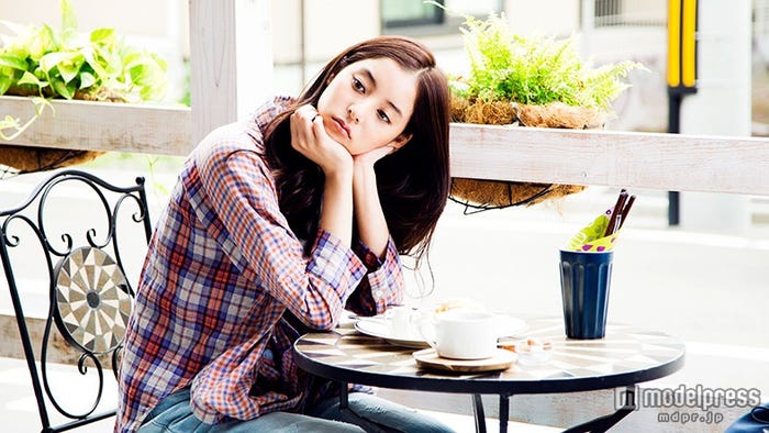 新木優子(C)「風のたより」製作委員会