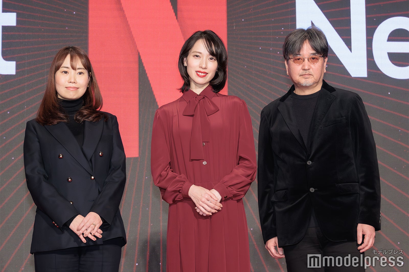 岡野真紀子氏、戸田恵梨香、瀧本智行監督（C）モデルプレス