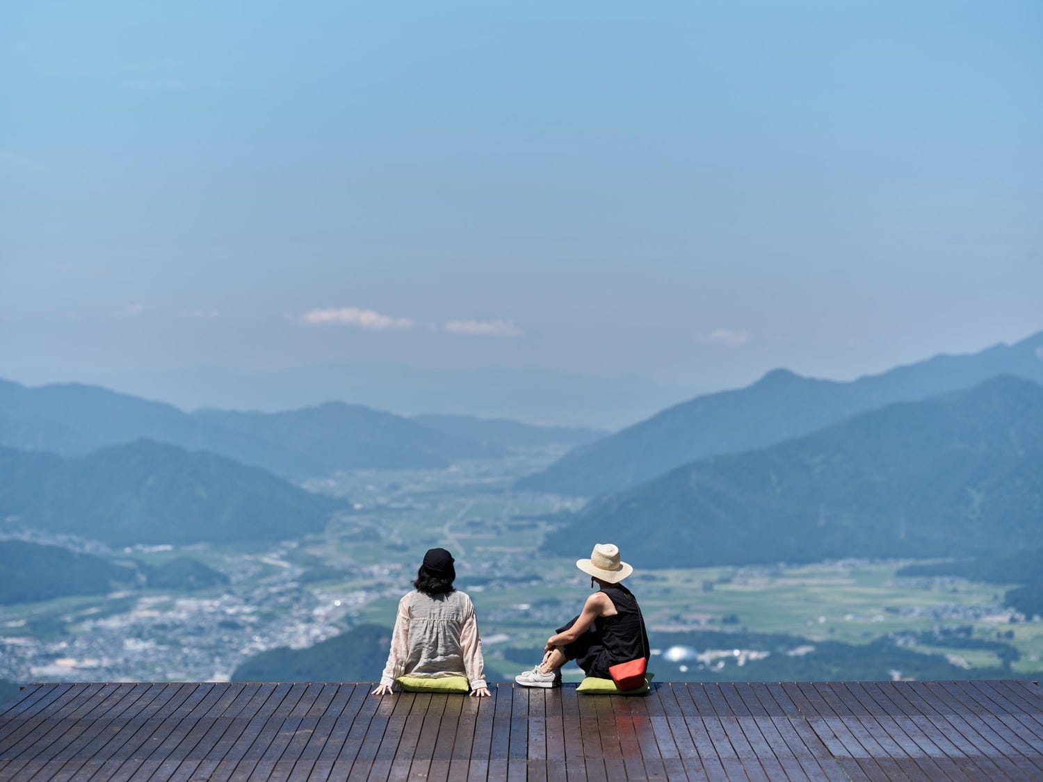 福井の絶景を独り占め「JAMテラス」限定オープン 標高1,000mの景色とグルメを味わう至福の夏山時間を