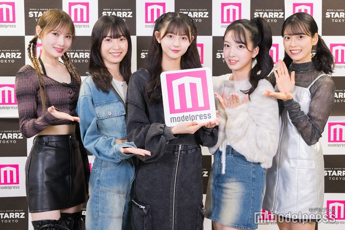 UNLAMEE/(左から)SUZUKA、HIYUKA、HINANO、YUI、SAE(C)モデルプレス