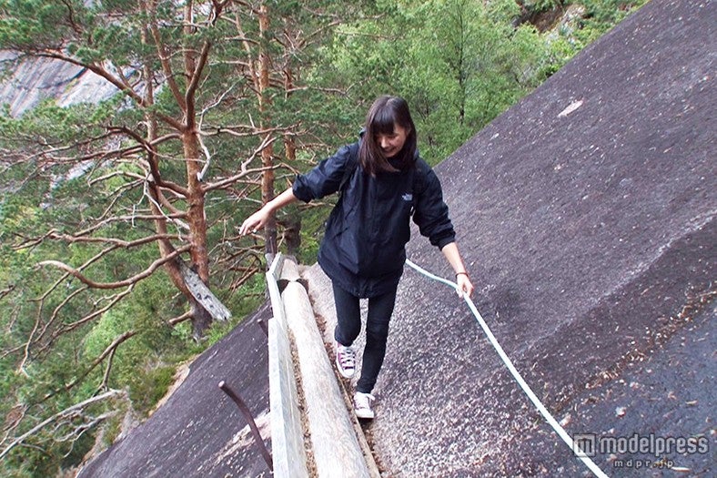 鈴木友菜／画像提供：テレビ東京