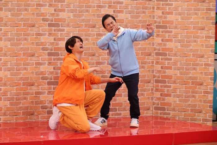 向井康二、岡村隆史(C)カンテレ