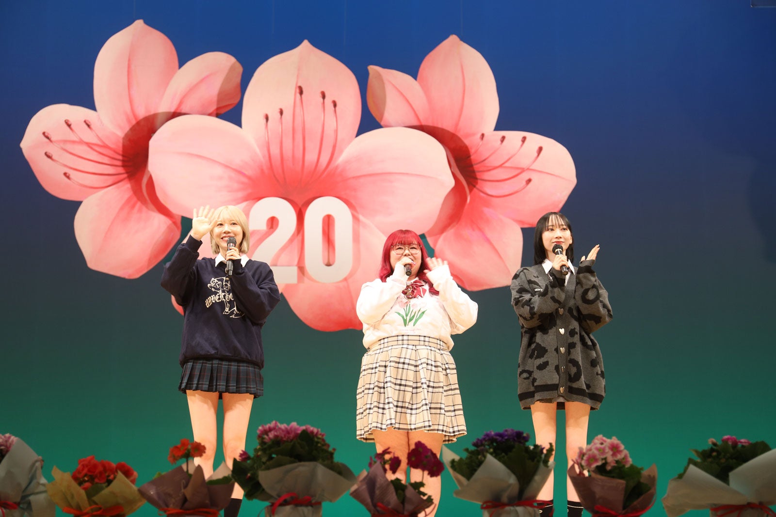 エア、UraN、浅見めい（C）令和7年鯖江市はたちのつどい