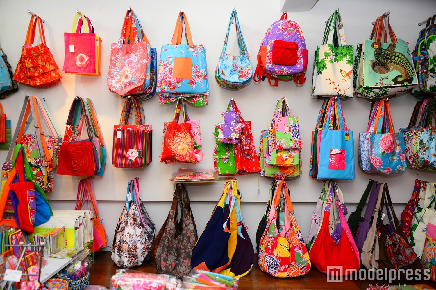 キッチュな色合いに胸キュン 台湾で自分にあげたいおすすめ雑貨を発見