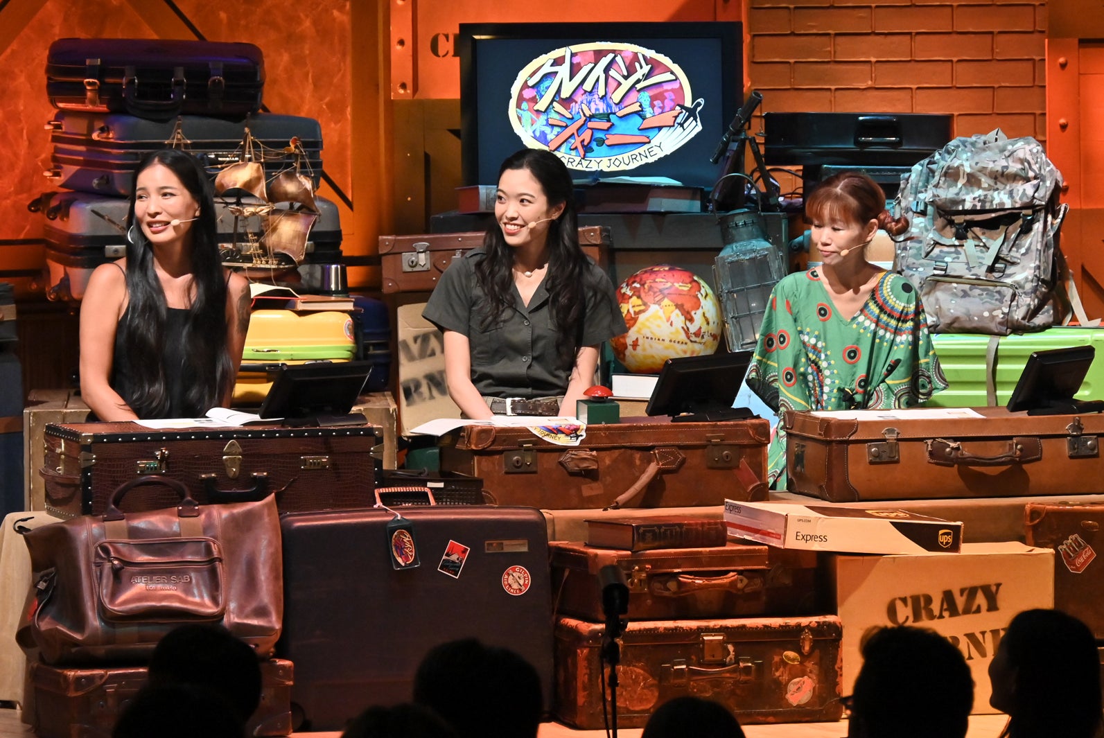 「クレイジージャーニーLIVE」より（提供写真）