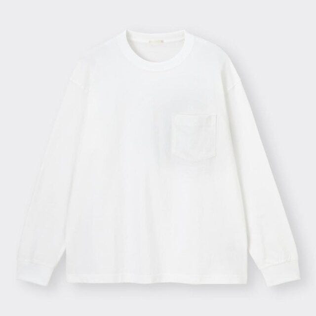 GU　メンズカーディガン　シンプルカジュアル　爽やかコーデ　asuka　イラスト　バギージーンズ