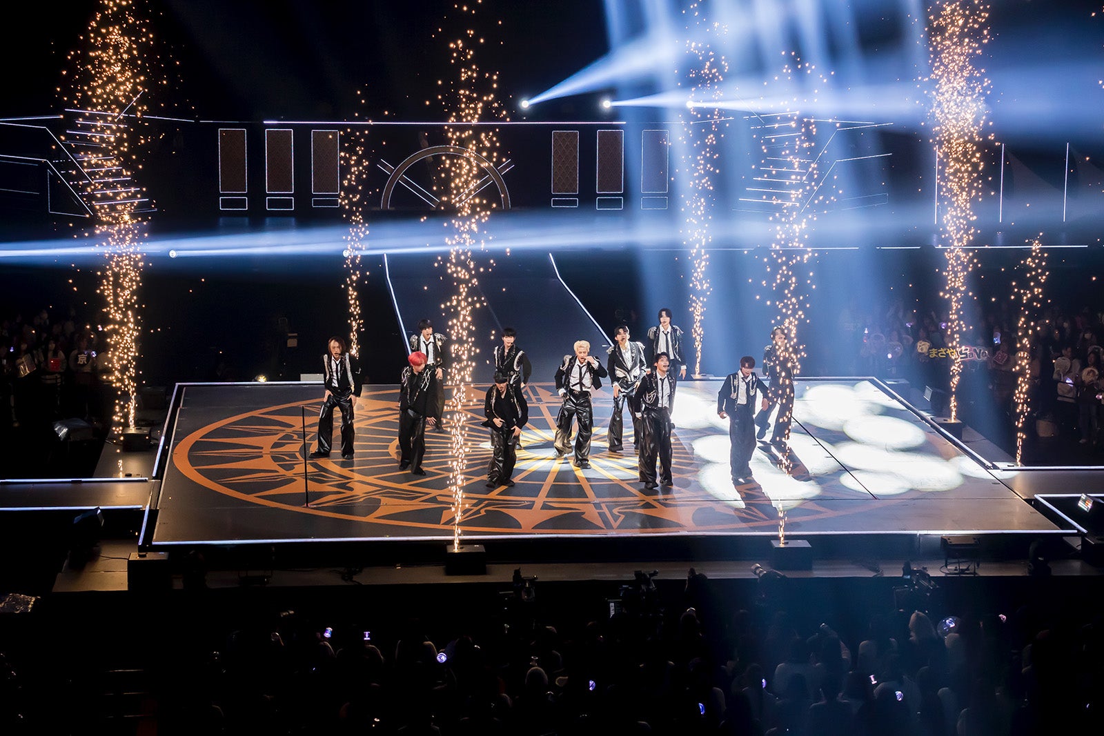 INI「LAPOSTA 2024」より（C）LAPONE Entertainment