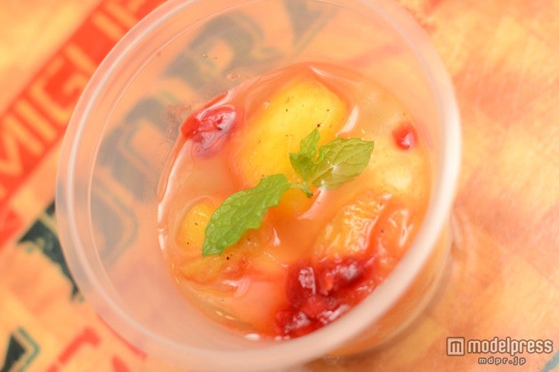 キャラメルパイナップルとココナッツクリーム＆レモンゼリー