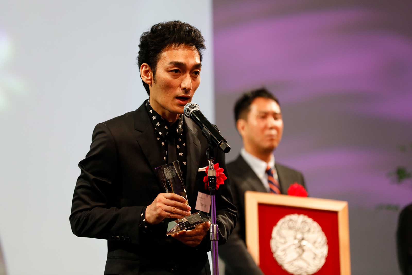 草なぎ剛（提供写真）