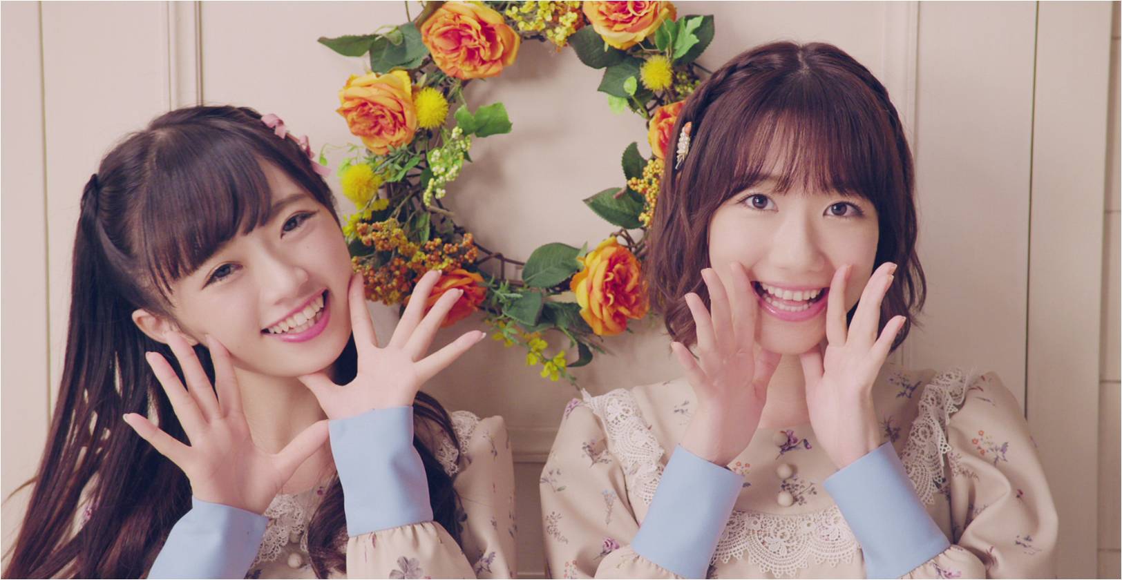 中井りか、柏木由紀／NGT48「ナニカガイル」MVより（提供写真）