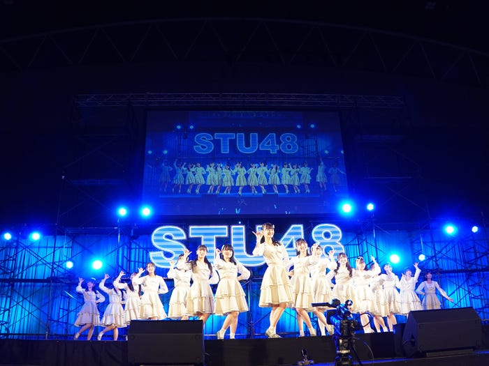 STU48(C)STU