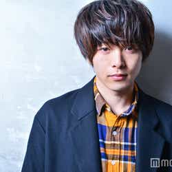 モデルプレス - 左江内氏で話題の中村倫也、福田監督は「でっかい赤ちゃん」キムタク風パロディの裏側も語る