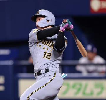 阪神 逆転勝ちで連敗ストップ 坂本が起死回生の9号逆転2ラン 先発・下村はプロ入り後最短KO