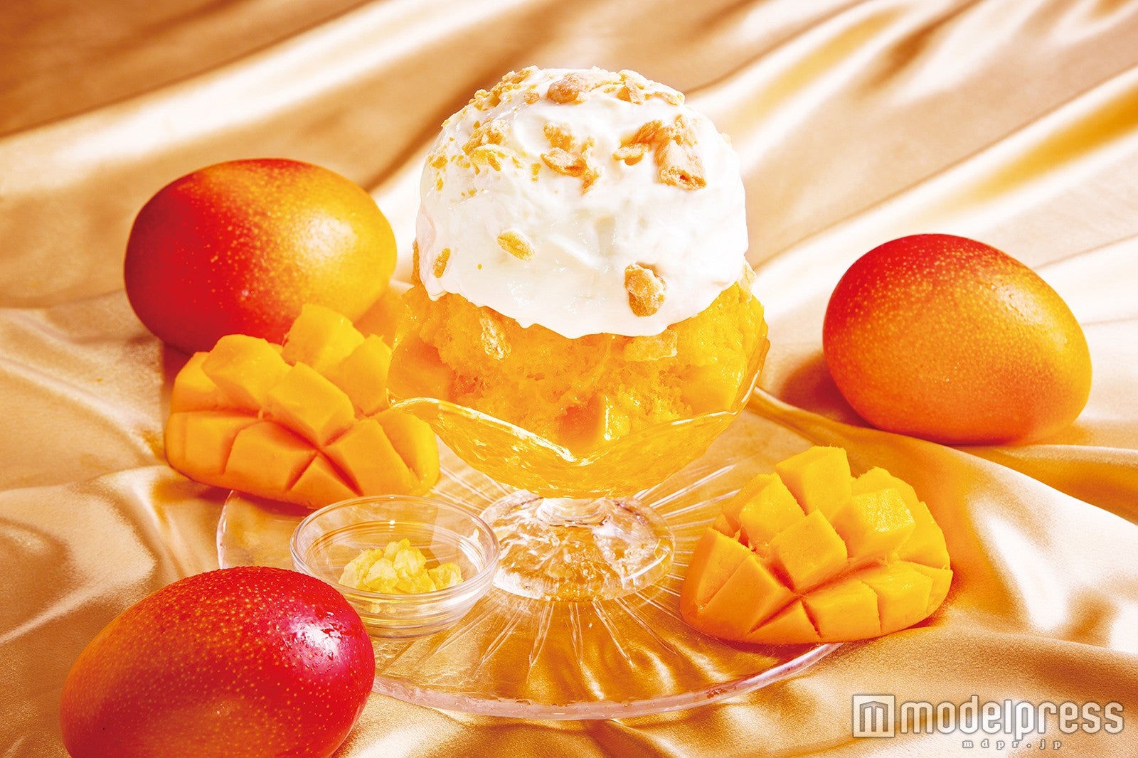 チーズタルトかき氷-ごろごろマンゴー