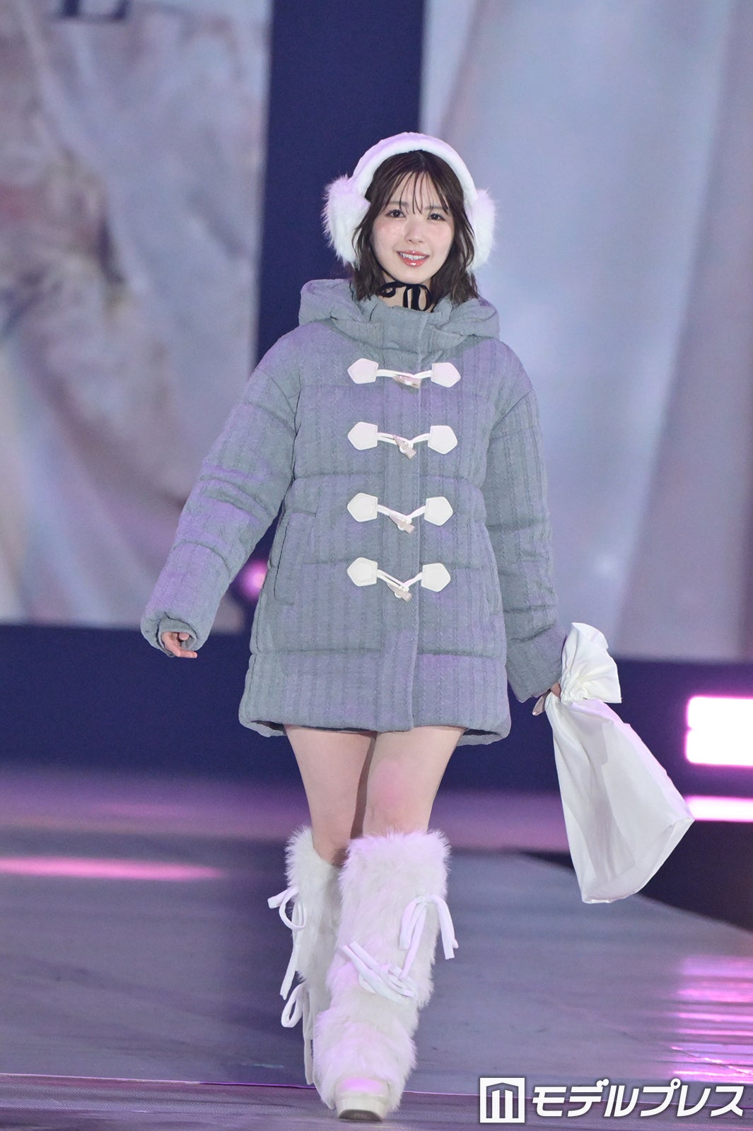 （C）モデルプレス