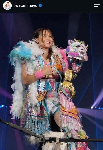 「髪形ひとつで雰囲気が変わる」女子プロレス界の“アイコン”人気美女が髪の毛6センチカット→気づかれずムッ「怒った顔もめちゃくちゃかわいい」