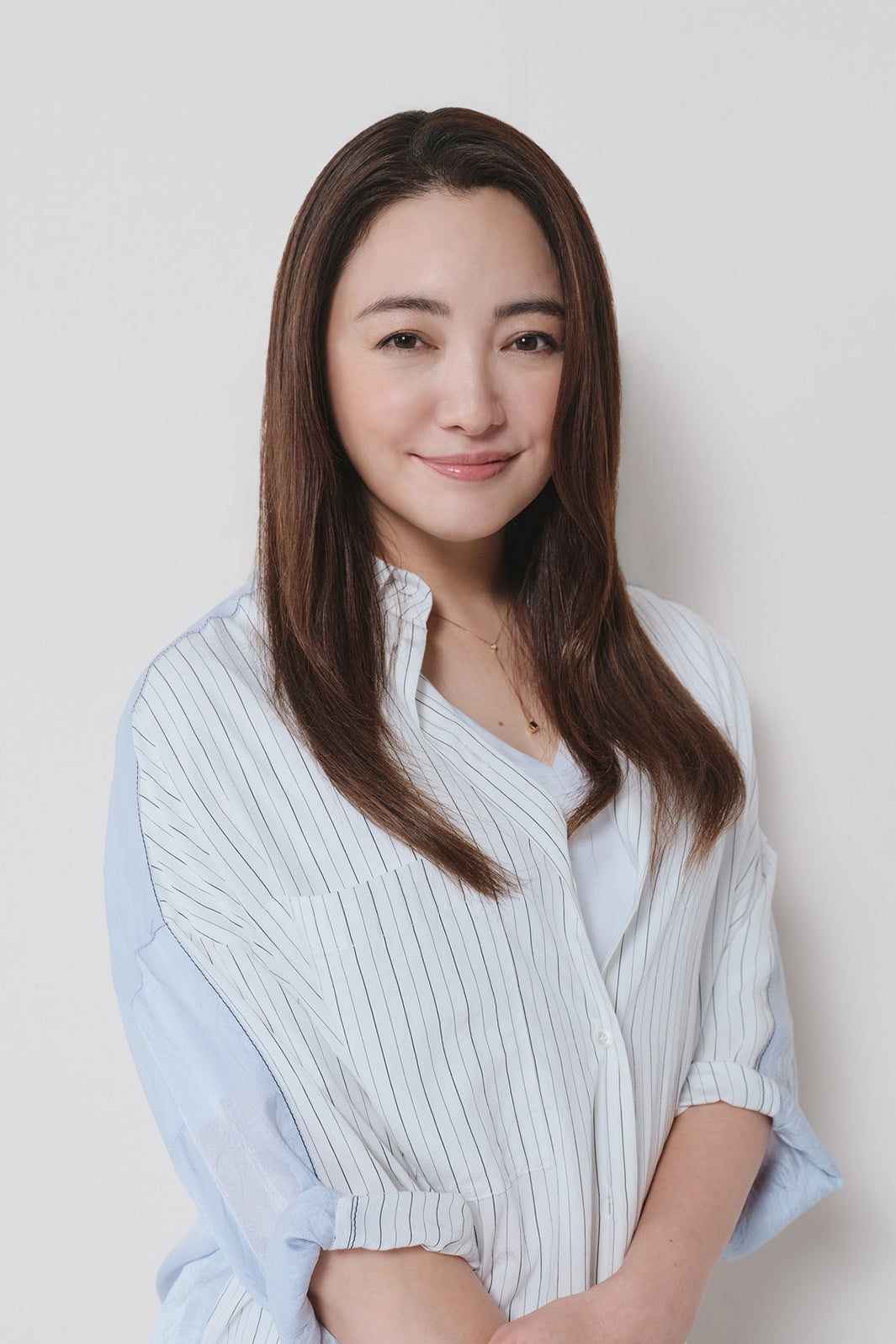 仲間由紀恵「小さい頃は、神様がいて」（C）フジテレビ