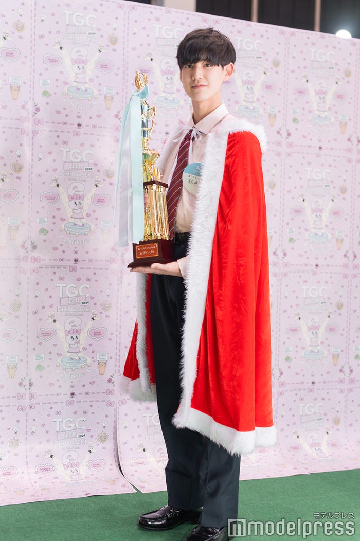 松井芹くん(C)モデルプレス