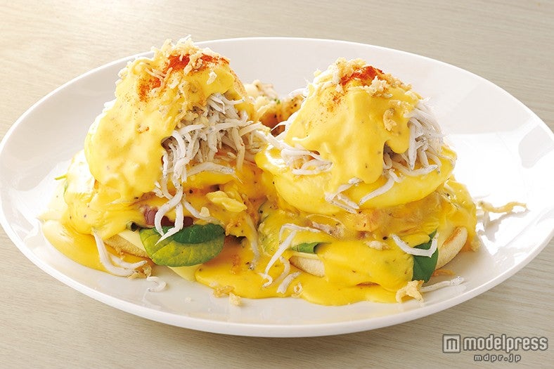 しらすベネディクト￥1，850／画像提供：TEDDY’S Bigger Burgers