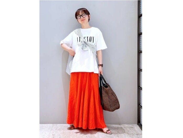 【OKコーデ】明るい色を合わせて、全体的にアクティブな印象に　出典：WEAR