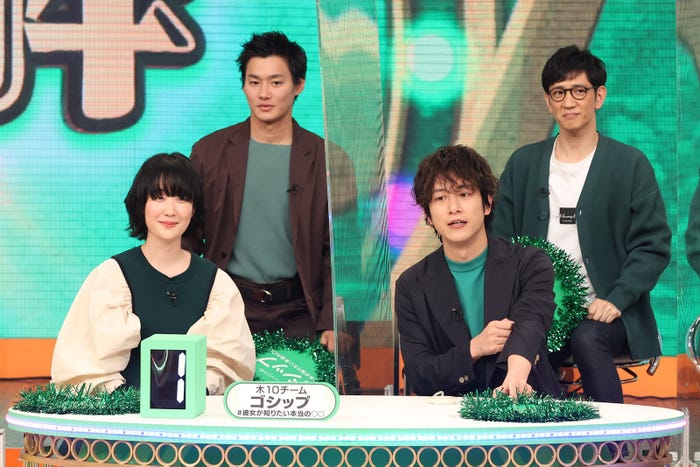 黒木華、野村周平、溝端淳平、柴田英嗣(アンタッチャブル) (C)フジテレビ