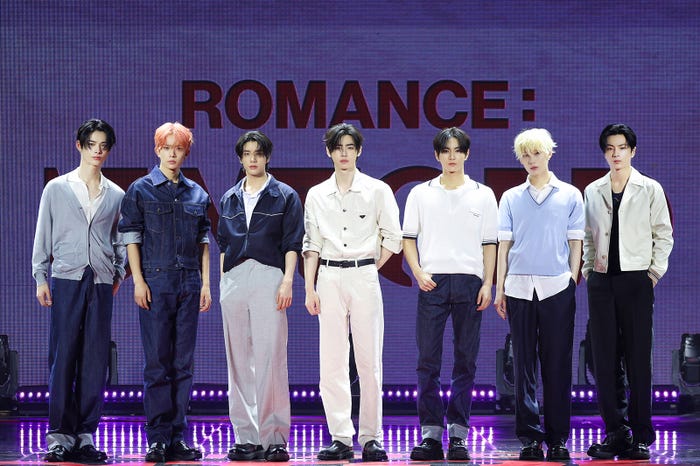 ENHYPEN(P)&(C)BELIFT LAB Inc.