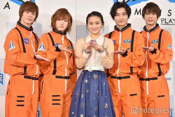 (左から)宇野結也、定本楓馬、岡田結実、栗山航、仲田博喜 (C)モデルプレス